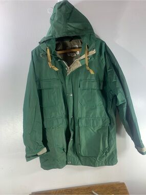 Woolrich vintage made in USA spruce hooded rain jacket